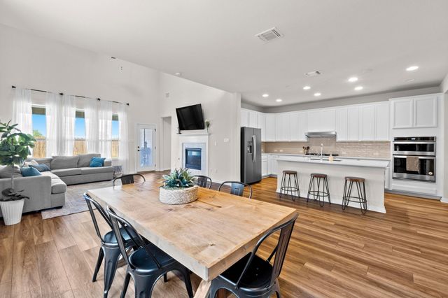 251 Zuma DR, Liberty Hill, TX 78642