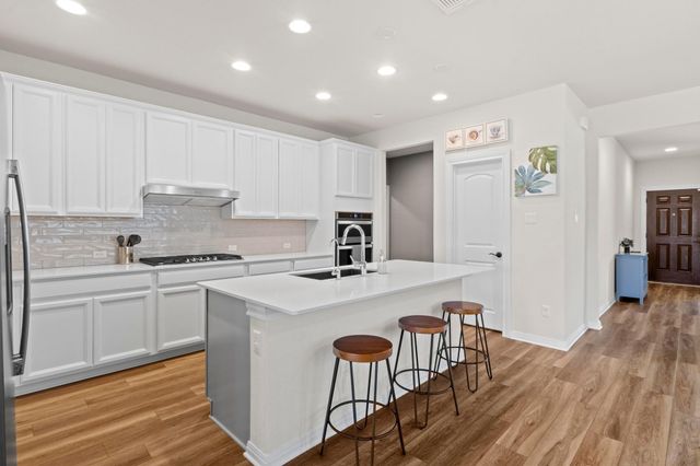 251 Zuma DR, Liberty Hill, TX 78642