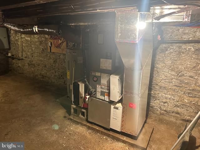 120 E STATE ST, Quarryville, PA 17566