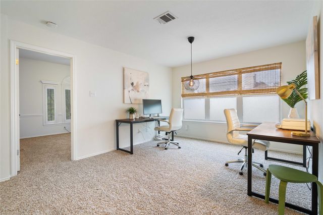 3121 Yandall DR, Austin, TX 78748