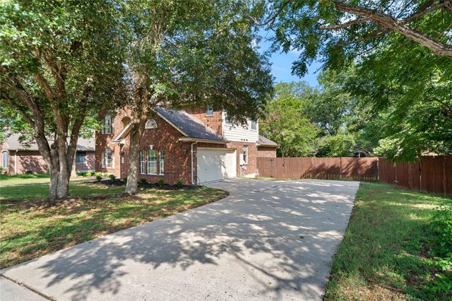 3121 Yandall DR, Austin, TX 78748
