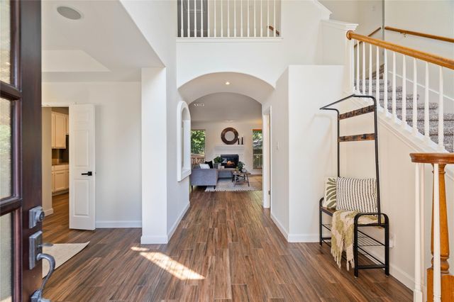 3121 Yandall DR, Austin, TX 78748