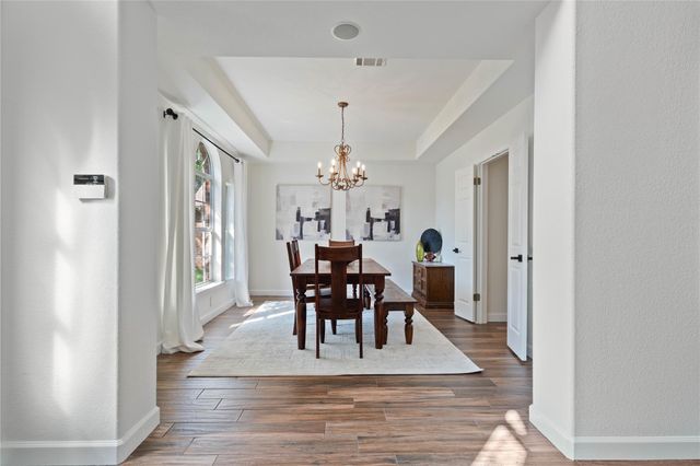 3121 Yandall DR, Austin, TX 78748
