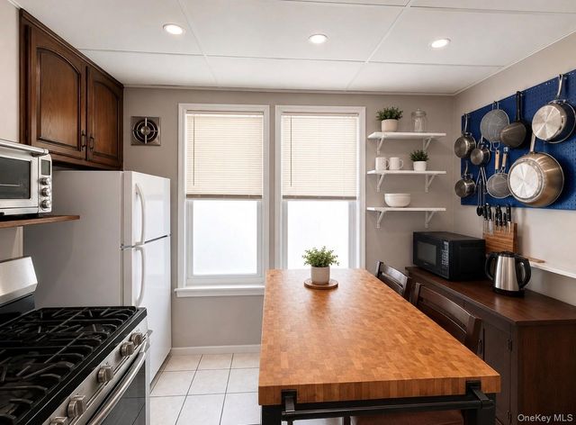 5985 57th Drive 1, Maspeth, NY 11378