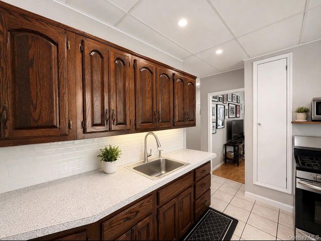 5985 57th Drive 1, Maspeth, NY 11378
