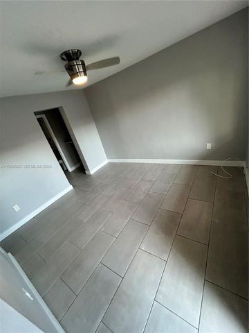 1150 NW 1st Pl 5, Miami, FL 33136