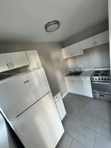 1150 NW 1st Pl 5, Miami, FL 33136