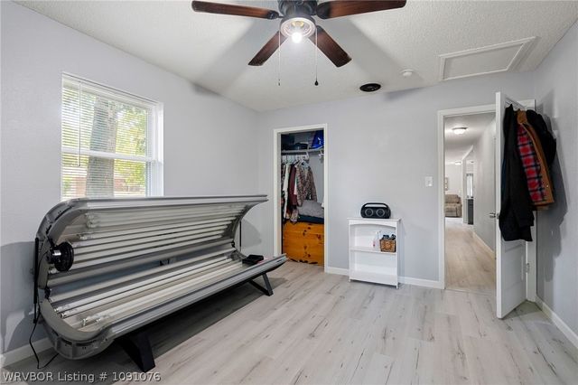 1075 S Baldwin Avenue, Fayetteville, AR 72701