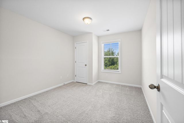 2005 Silverwalk Court, Duncan, SC 29334