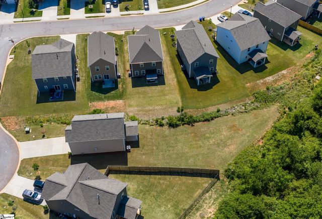 2005 Silverwalk Court, Duncan, SC 29334