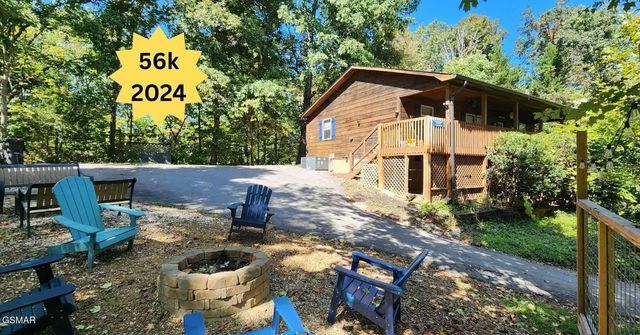 1001 Sunrise Blvd, Sevierville, TN 37862