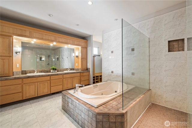402 3rd Lane, Fox Island, WA 98333