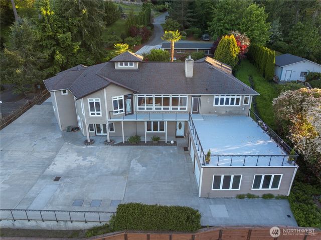 402 3rd Lane, Fox Island, WA 98333