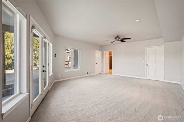 402 3rd Lane, Fox Island, WA 98333