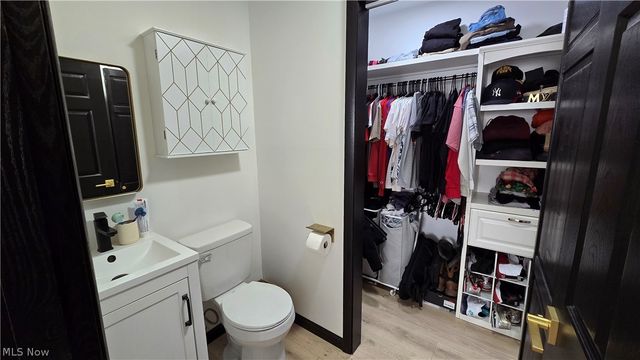 22 Mill Stream Road, Elizabeth, WV 26143