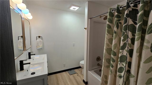 22 Mill Stream Road, Elizabeth, WV 26143