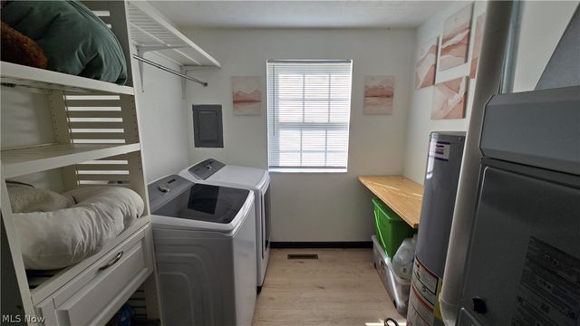 22 Mill Stream Road, Elizabeth, WV 26143