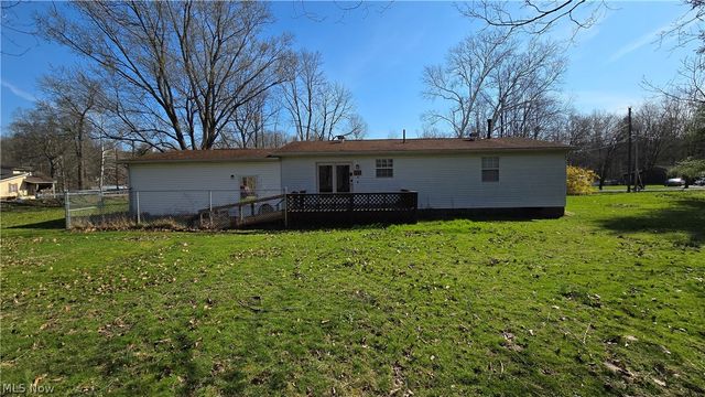 22 Mill Stream Road, Elizabeth, WV 26143