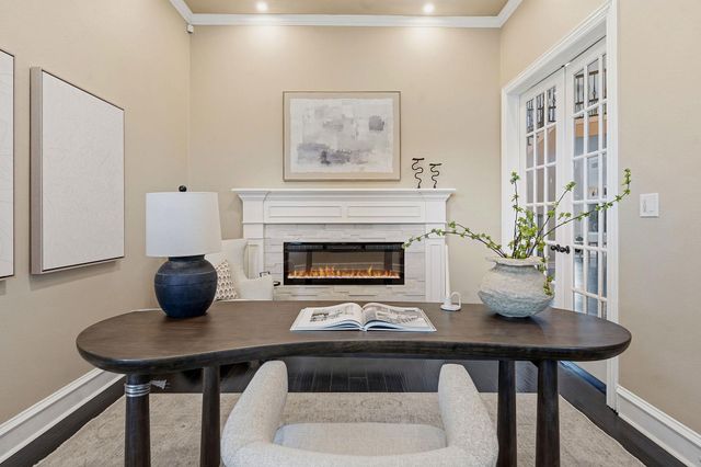 1917 Lakecliff Hills LN, Austin, TX 78732