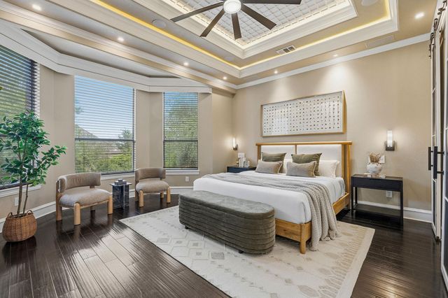 1917 Lakecliff Hills LN, Austin, TX 78732