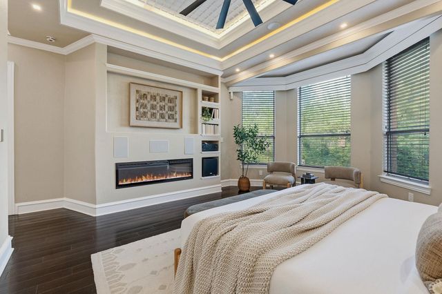 1917 Lakecliff Hills LN, Austin, TX 78732