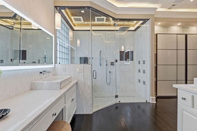 1917 Lakecliff Hills LN, Austin, TX 78732