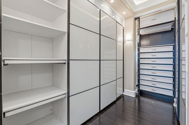 1917 Lakecliff Hills LN, Austin, TX 78732