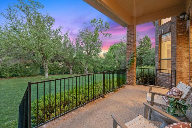 1917 Lakecliff Hills LN, Austin, TX 78732