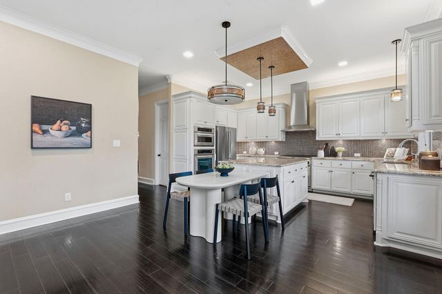 1917 Lakecliff Hills LN, Austin, TX 78732