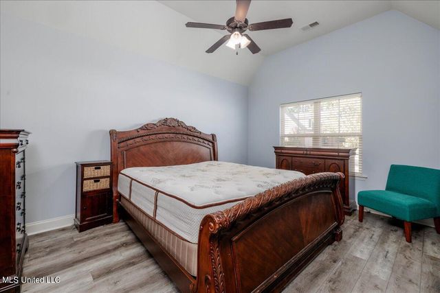 3281 Foxdale Loop, Southaven, MS 38672