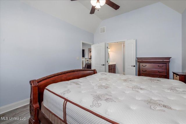 3281 Foxdale Loop, Southaven, MS 38672