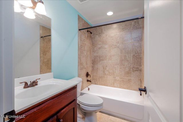 3281 Foxdale Loop, Southaven, MS 38672