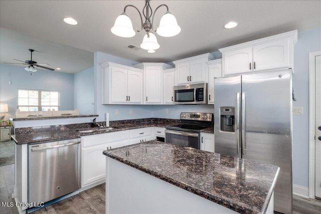 3281 Foxdale Loop, Southaven, MS 38672