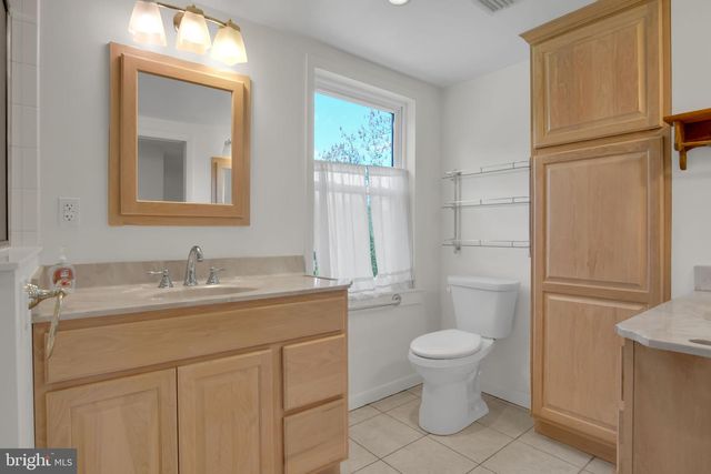 844 OPOSSUM LAKE RD, Carlisle, PA 17015