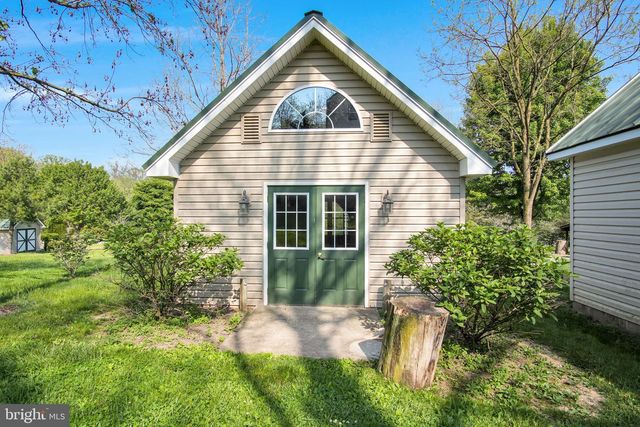 844 OPOSSUM LAKE RD, Carlisle, PA 17015