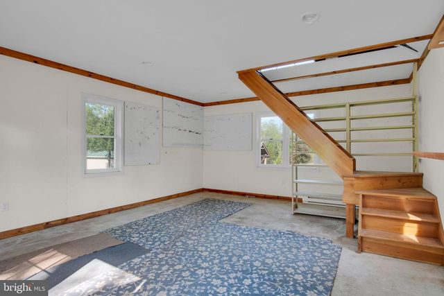 844 OPOSSUM LAKE RD, Carlisle, PA 17015