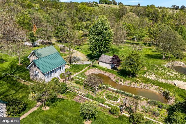 844 OPOSSUM LAKE RD, Carlisle, PA 17015