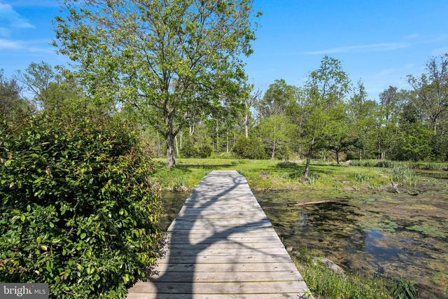 844 OPOSSUM LAKE RD, Carlisle, PA 17015