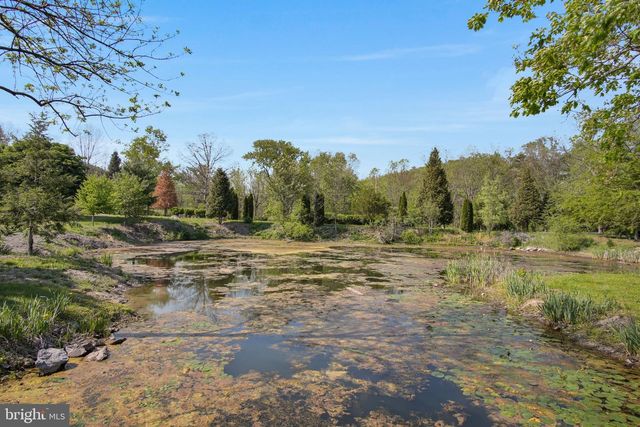 844 OPOSSUM LAKE RD, Carlisle, PA 17015