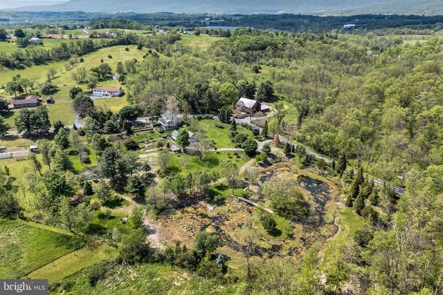 844 OPOSSUM LAKE RD, Carlisle, PA 17015