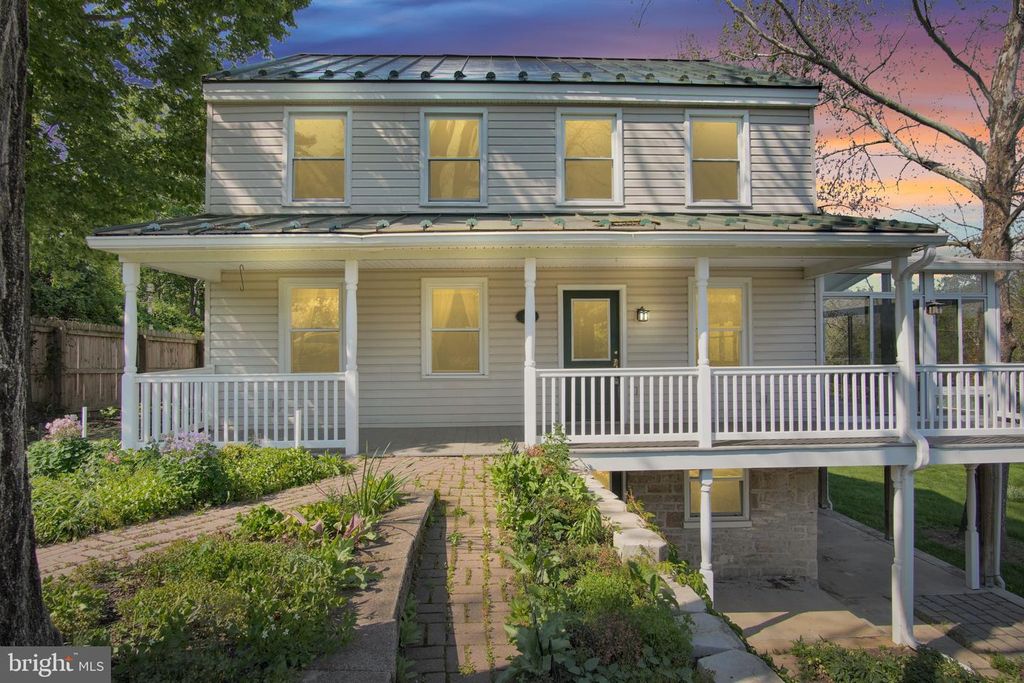 844 OPOSSUM LAKE RD, Carlisle, PA 17015