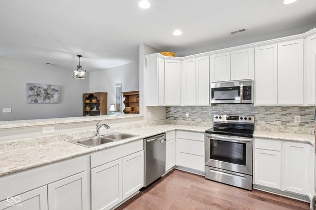 4328 Washington Boulevard 17, Plainfield, IN 46168