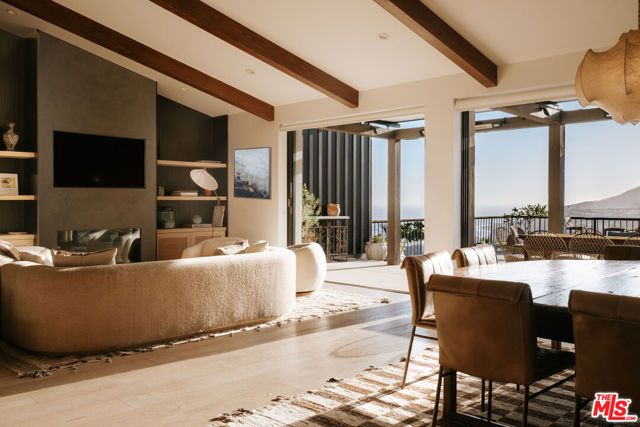 221 Tranquillo Road, Los Angeles, CA 90272
