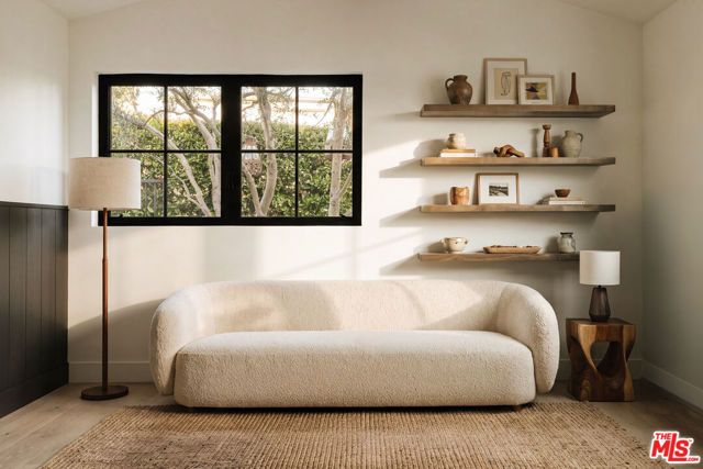 221 Tranquillo Road, Los Angeles, CA 90272