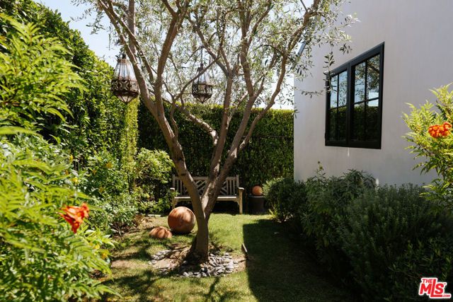 221 Tranquillo Road, Los Angeles, CA 90272