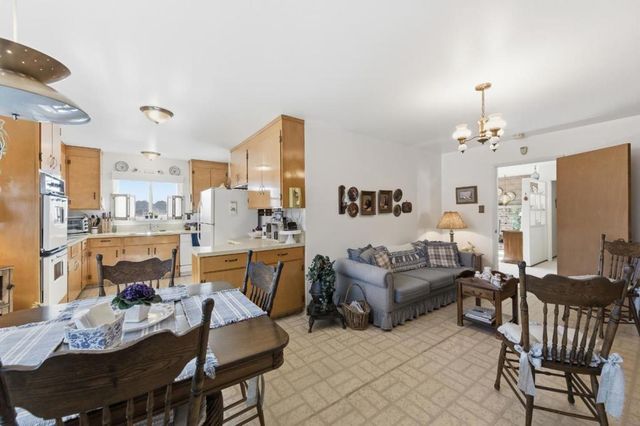 217 Bay View Drive, San Carlos, CA 94070