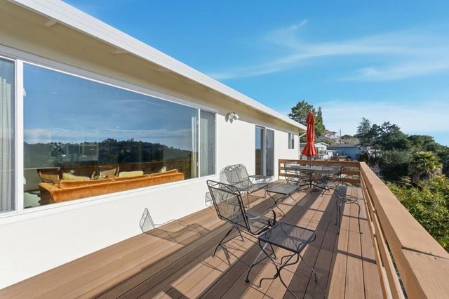 217 Bay View Drive, San Carlos, CA 94070