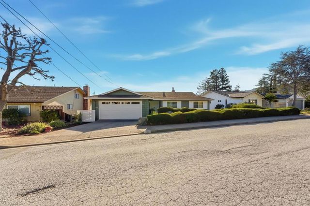 217 Bay View Drive, San Carlos, CA 94070