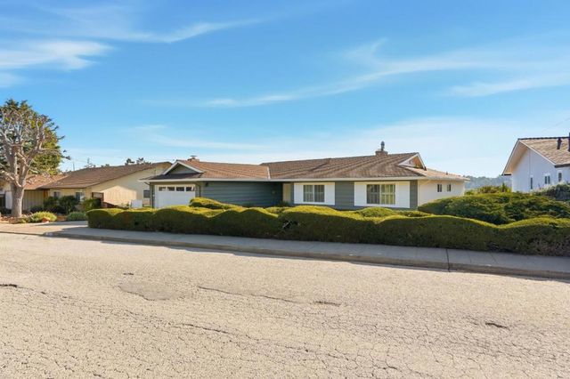 217 Bay View Drive, San Carlos, CA 94070