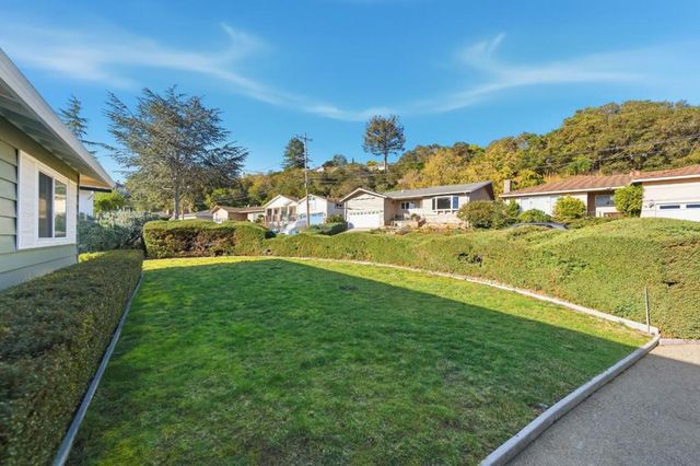 217 Bay View Drive, San Carlos, CA 94070